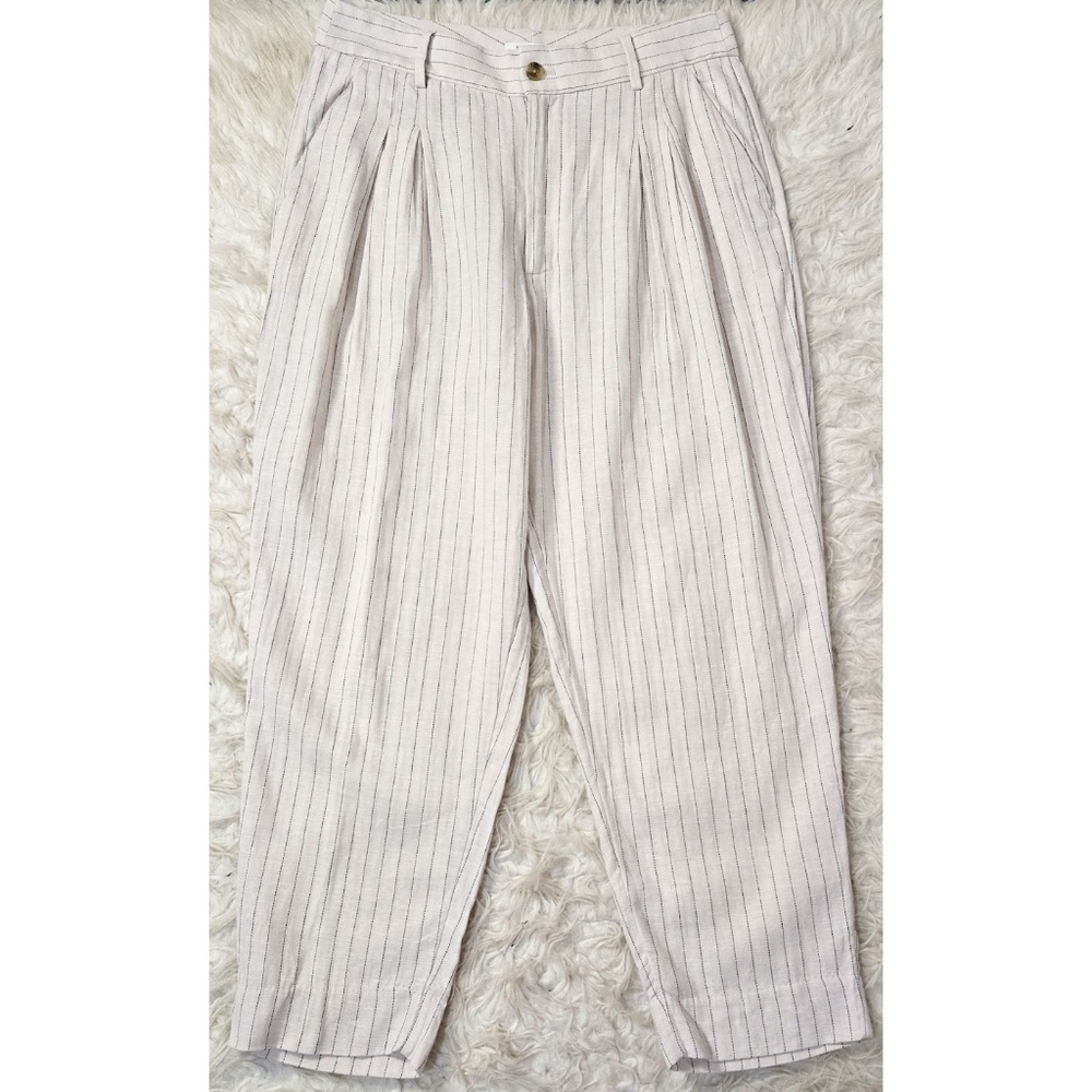 Banana Republic Linen Blend Beige Navy Blue Pinstripe Pants Pleated Tapered Leg